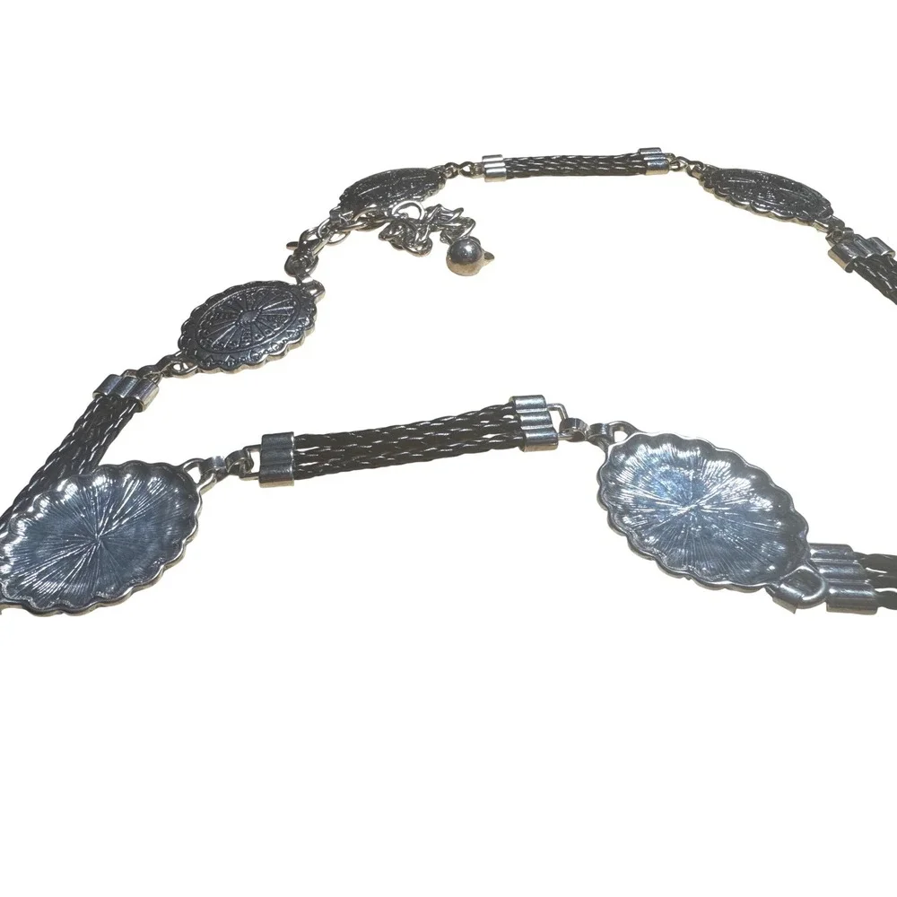 Womens Western Silver Tone Metal Conchos Black Cord Adjustable Chain Belt EUC